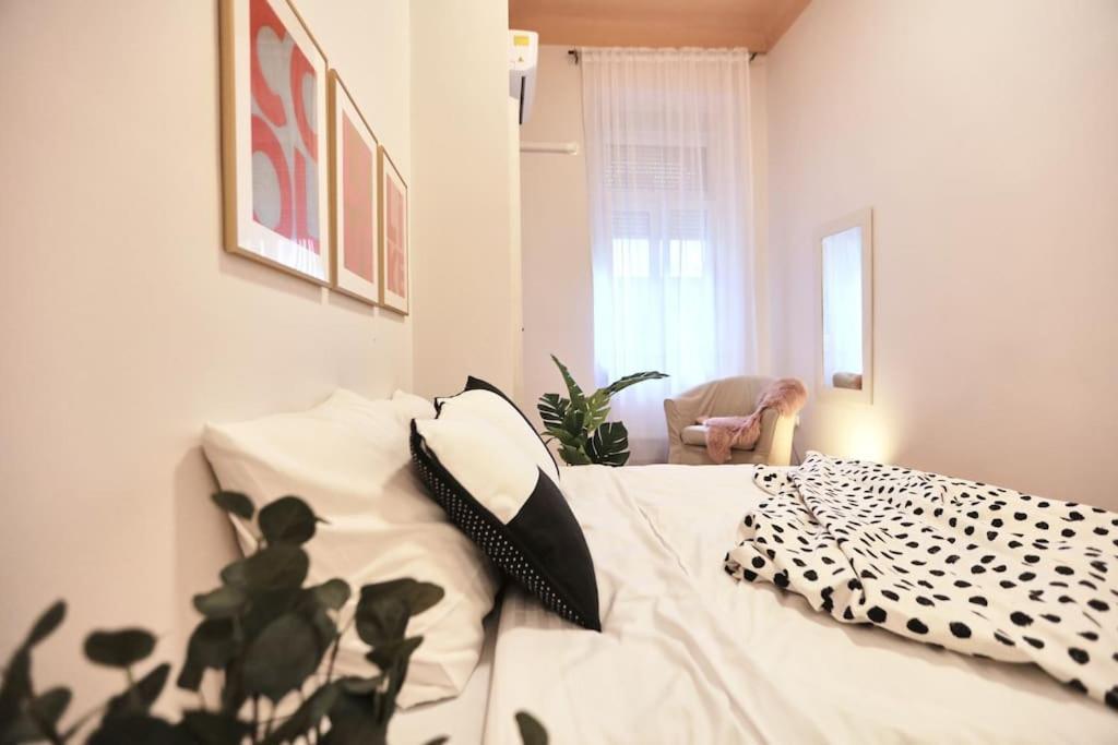Unwind In Style W Sauna Dsgn 2br Apartamento Budapeste