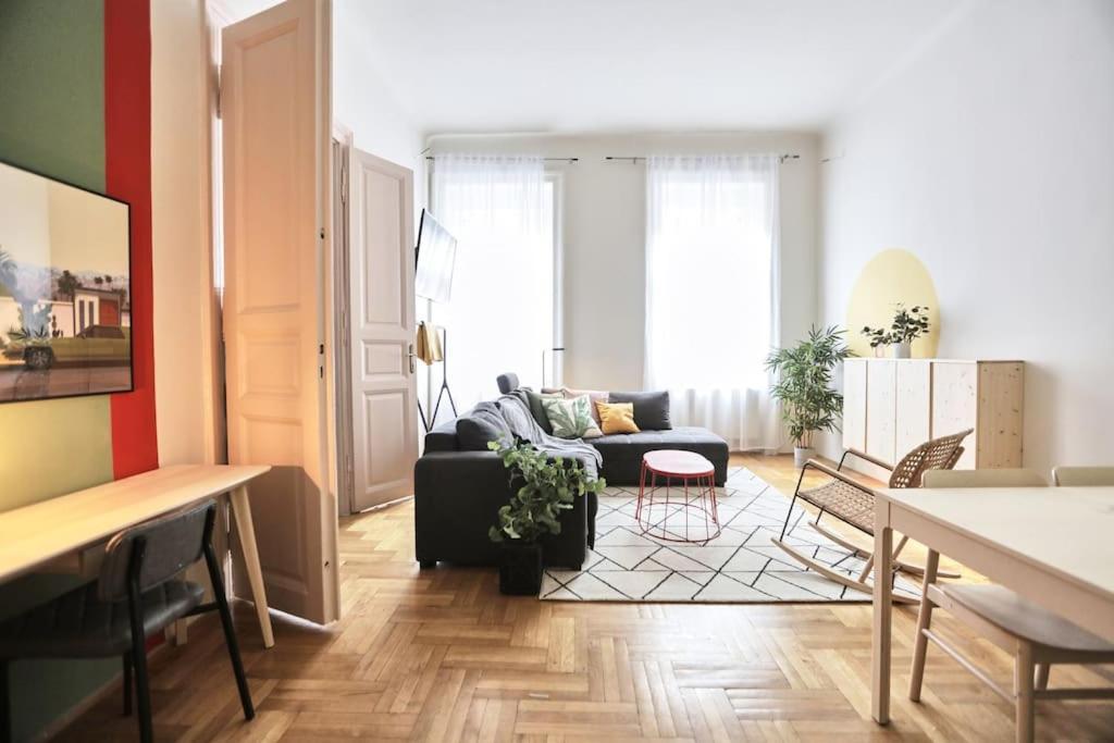 Unwind In Style W Sauna Dsgn 2br * Budapeste