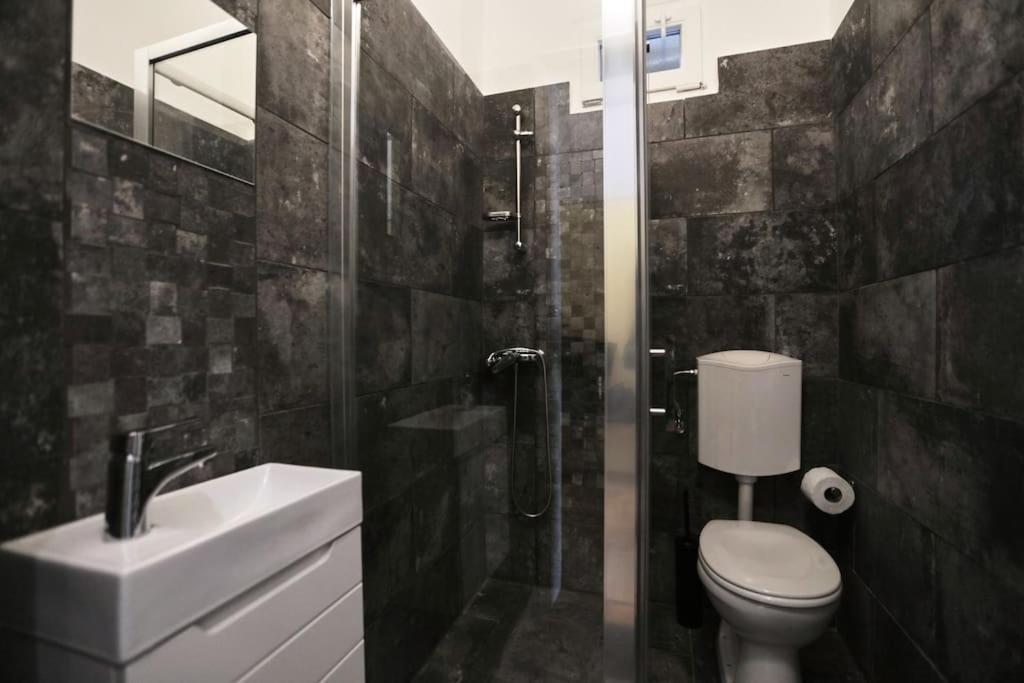 Apartamento Unwind In Style W Sauna Dsgn 2br Budapeste